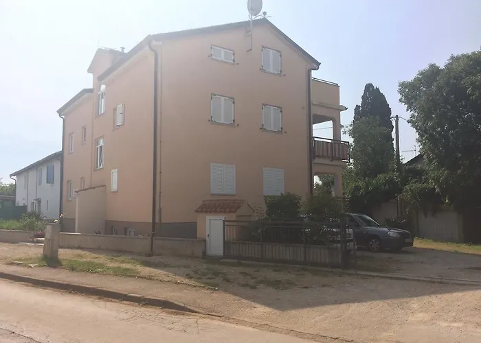 Apartamento Kvajera